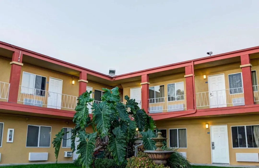Rodeway Inn Near Venice Beach-1