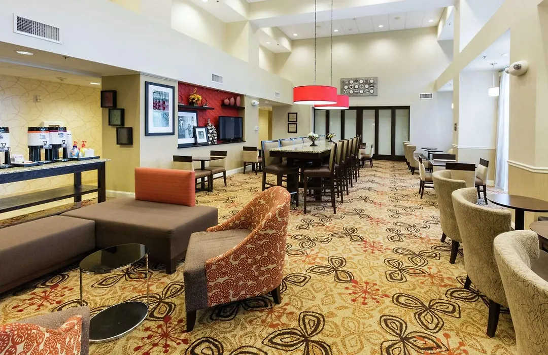Hampton Inn & Suites Jacksonville-Airport-1