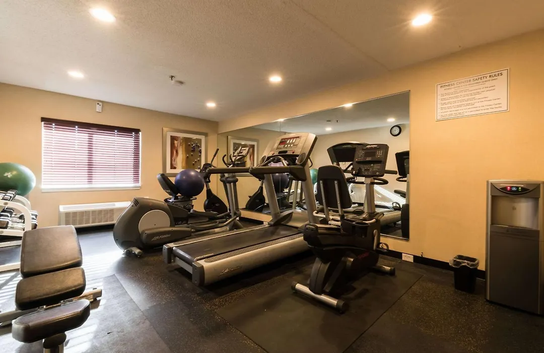 Baymont By Wyndham Detroit Airport/Romulus-1