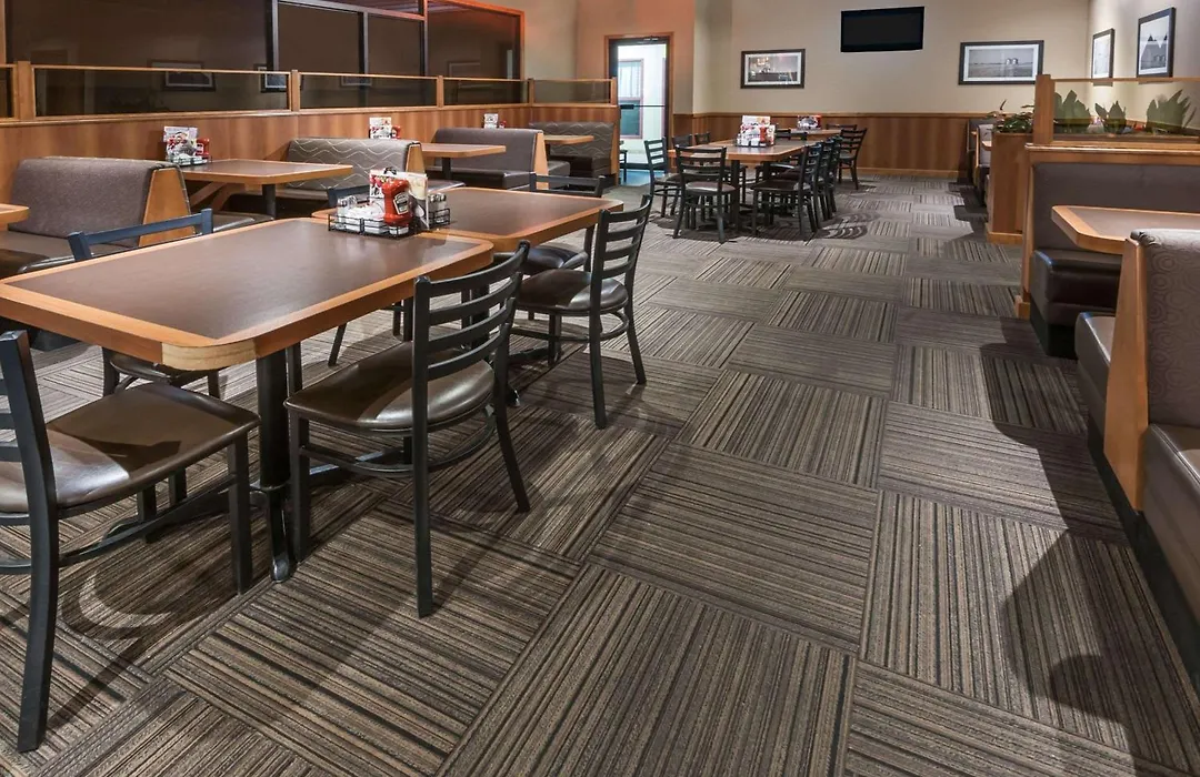 Super 8 By Wyndham Edmonton/West-1