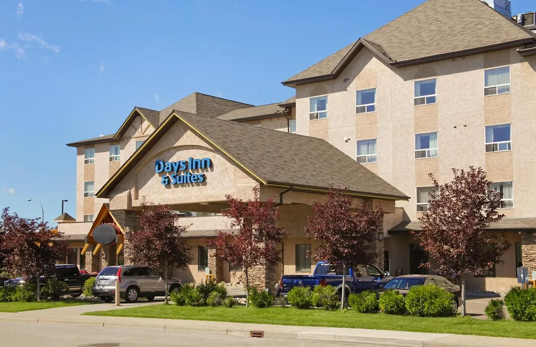 Days Inn & Suites By Wyndham West Edmonton-1