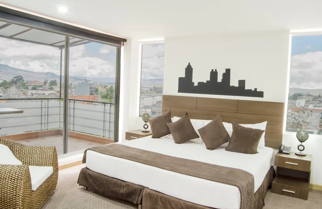Hotel Regency Suites La Feria-1