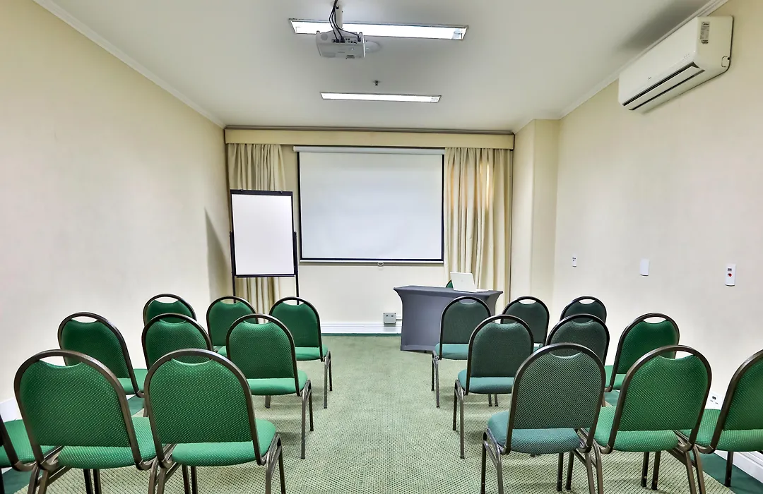 Quality Suites Vila Olimpia-1