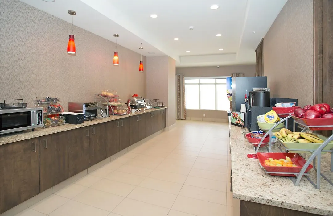 Wingate By Wyndham Calgary Airport-1