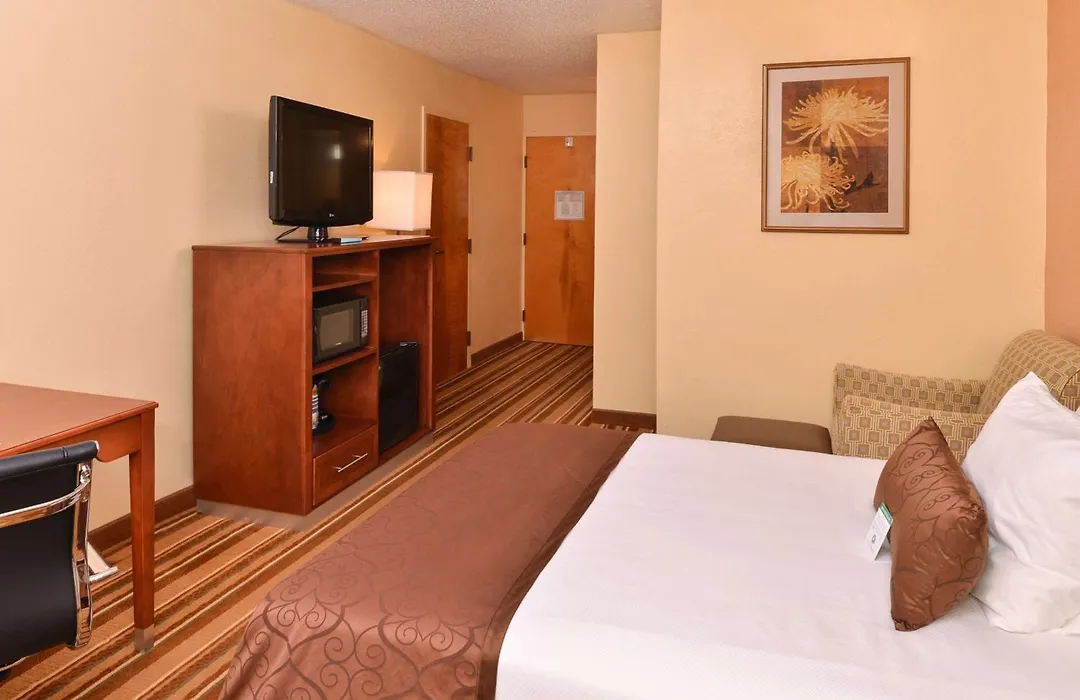 Best Western Plus Richmond-1