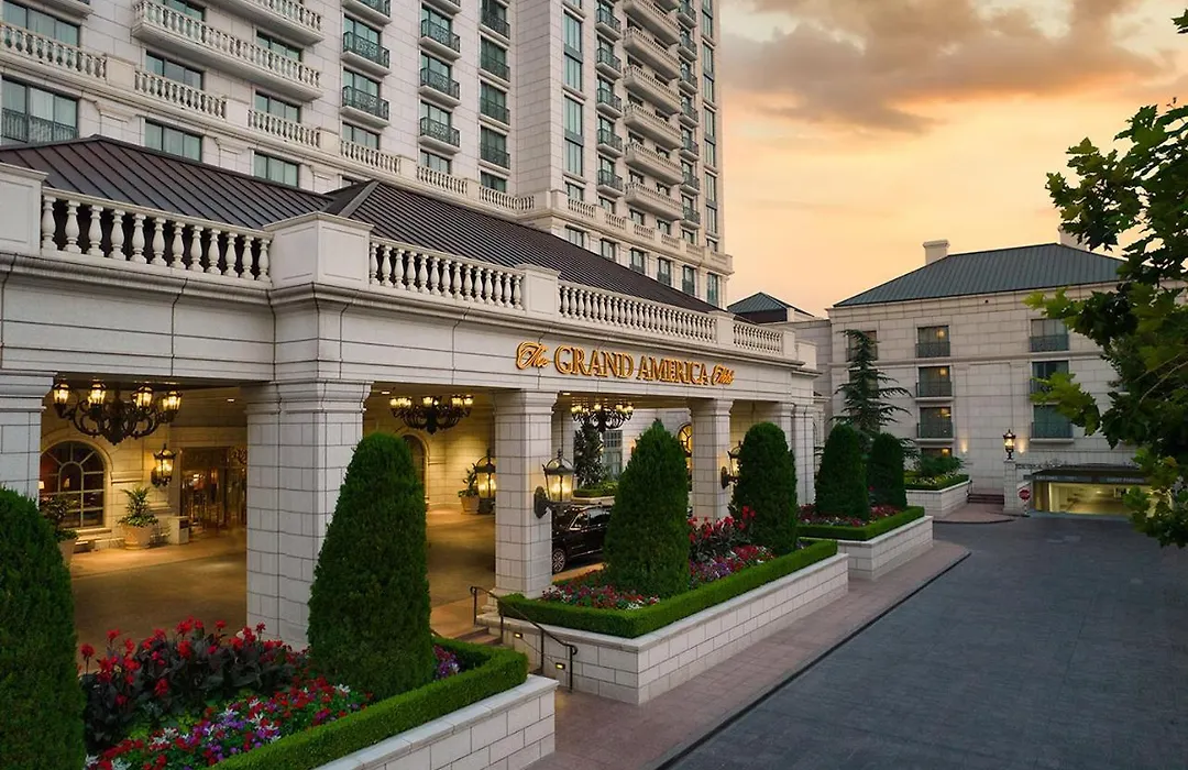 Grand America Hotel-1