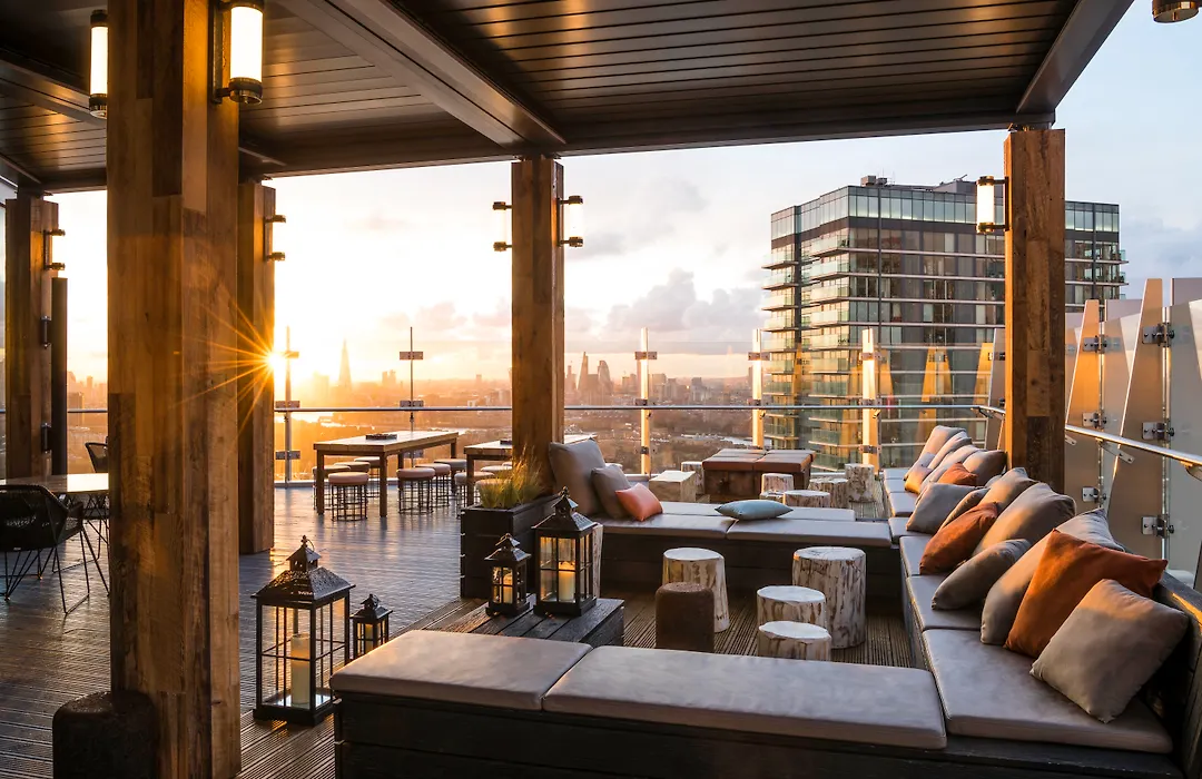 Novotel London Canary Wharf-1
