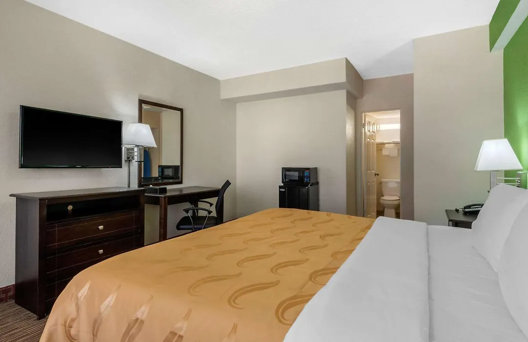 Quality Inn Daytona Beach Oceanfront-1