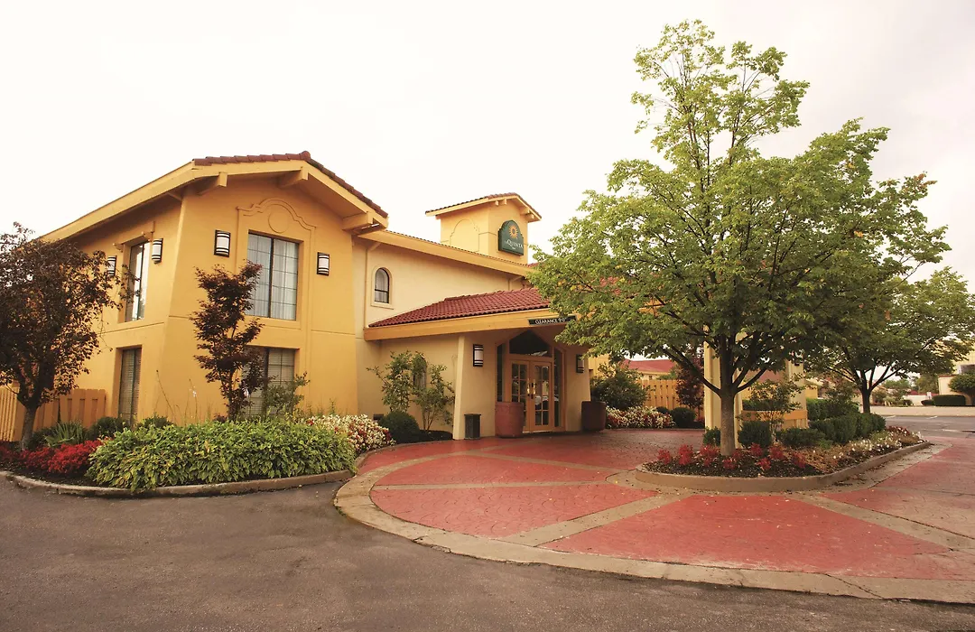 La Quinta Inn By Wyndham Columbus I-70E Reynoldsburg-1