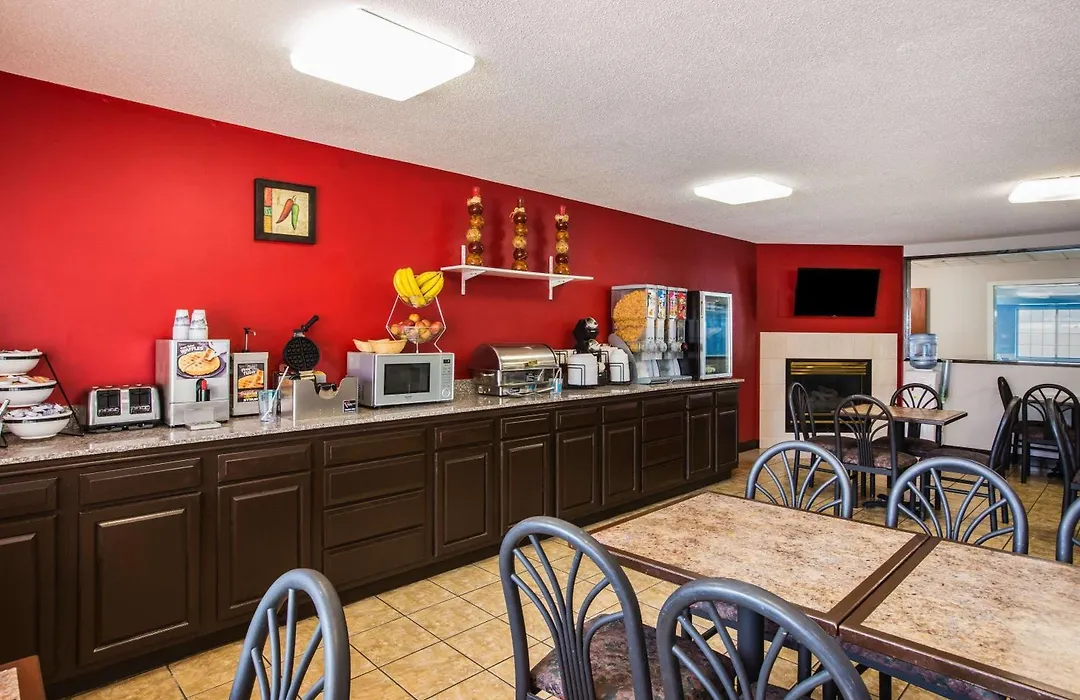 Ramada By Wyndham Sioux Falls-1