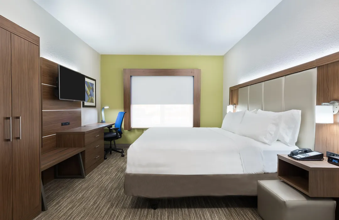 Holiday Inn Express & Suites - Columbus Airport East By Ihg-1
