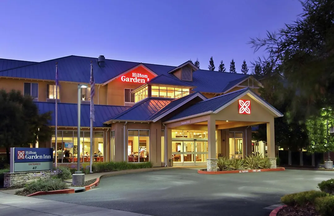 Hilton Garden Inn Sonoma County Airport-1