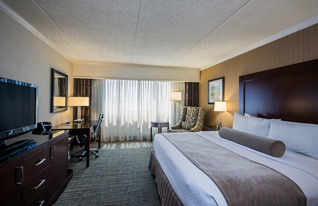 Crowne Plaza Hotel St. Louis Airport By Ihg-1