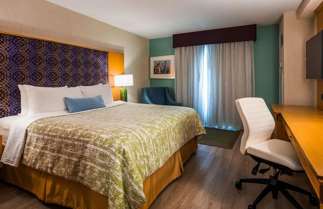 Best Western Premier Toronto Airport Carlingview Hotel-1