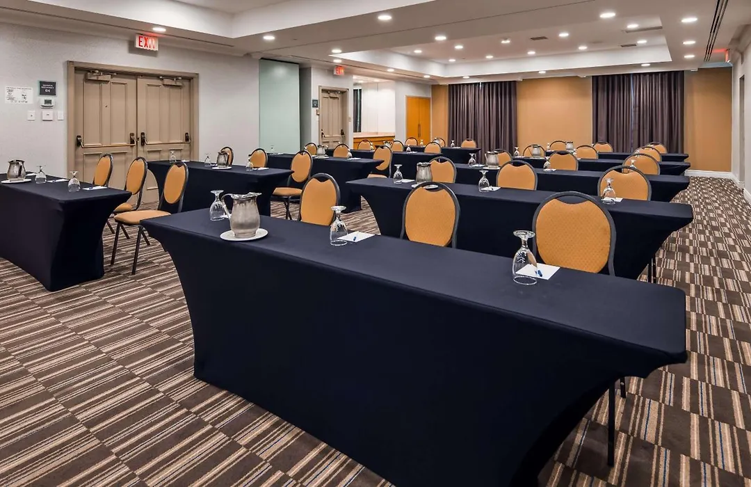 Best Western Premier Toronto Airport Carlingview Hotel-1