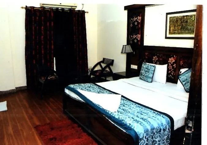Hotel New Empire-1