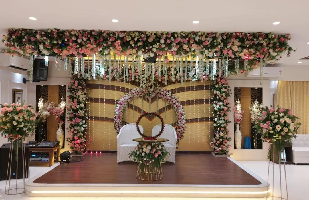 Hotel Manila-1