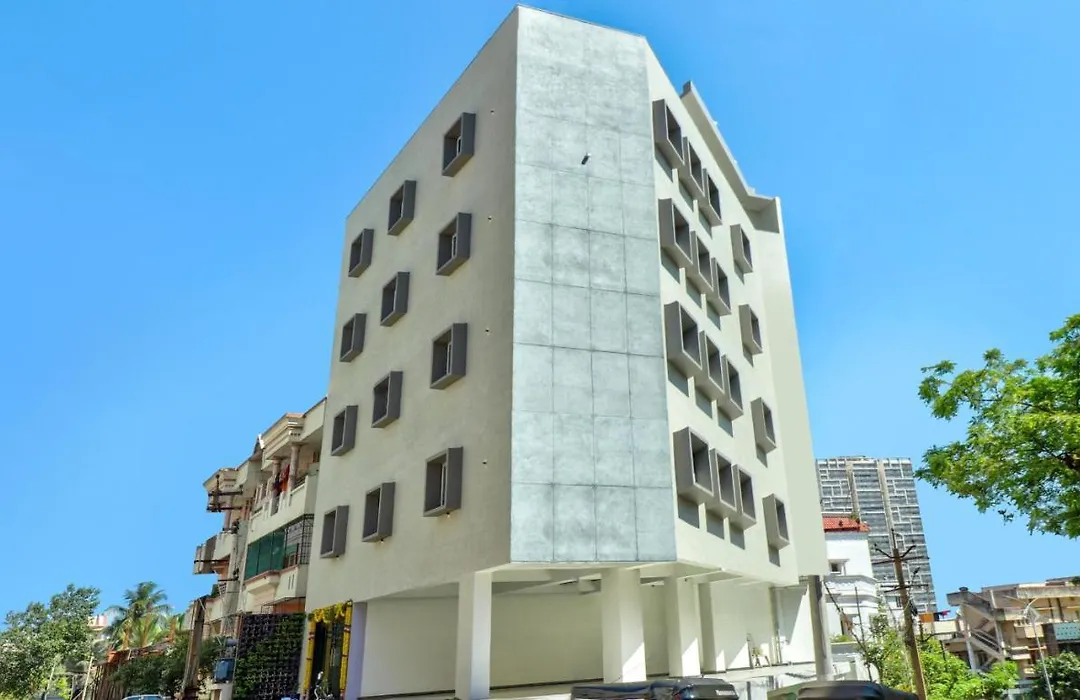 Treebo Sriz Cozy Seethamadhara-1