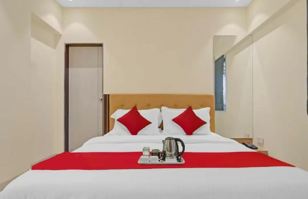 Hotel Sunrise Juhu-1