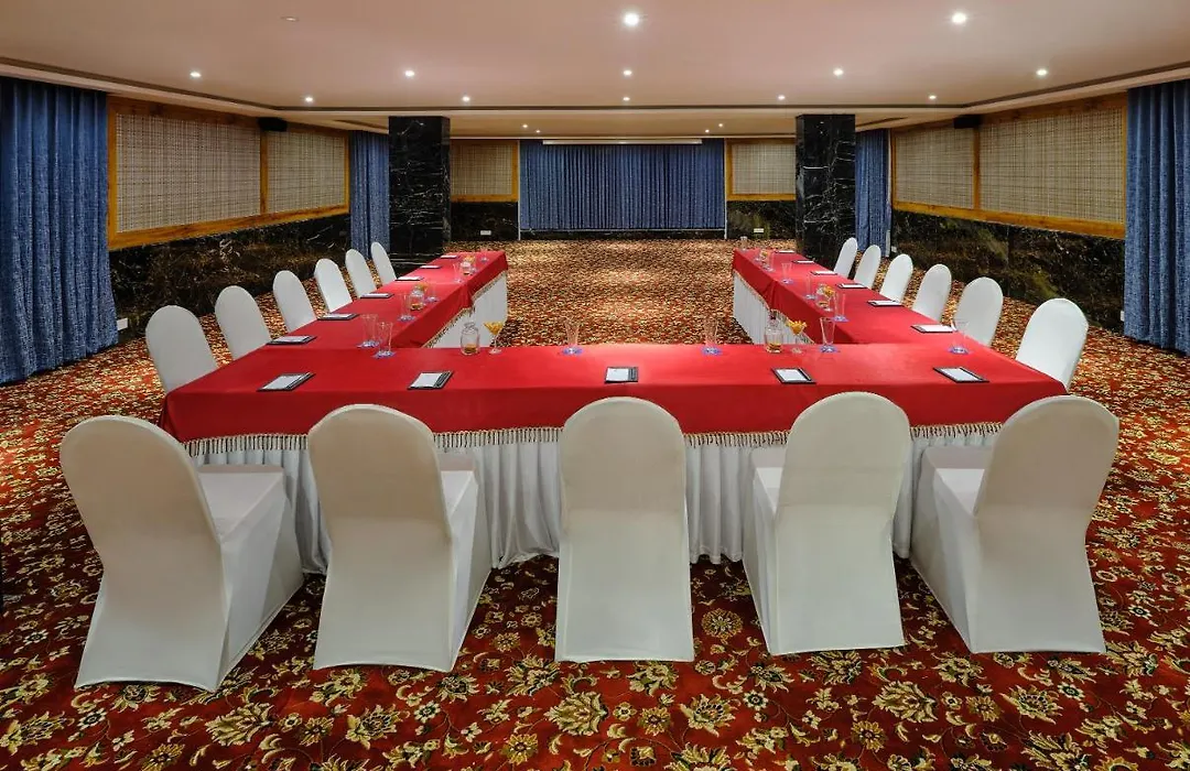 Essentia Premier Hotel Chennai Omr-1