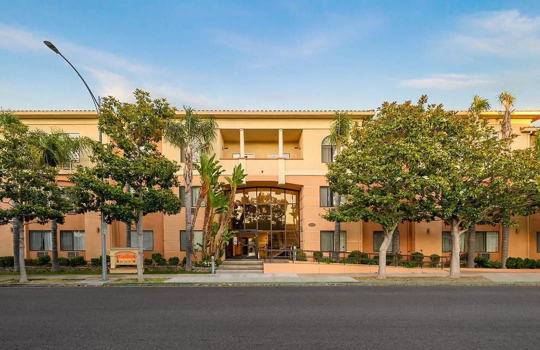 Studios Inn-1
