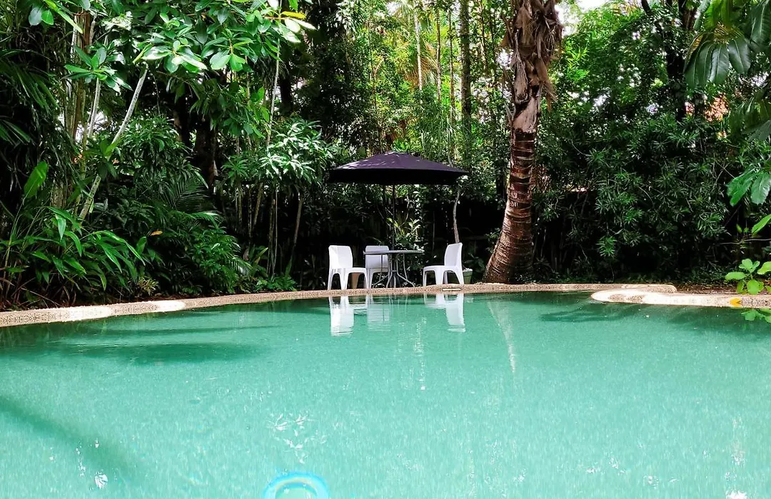 Travellers Paradise-1