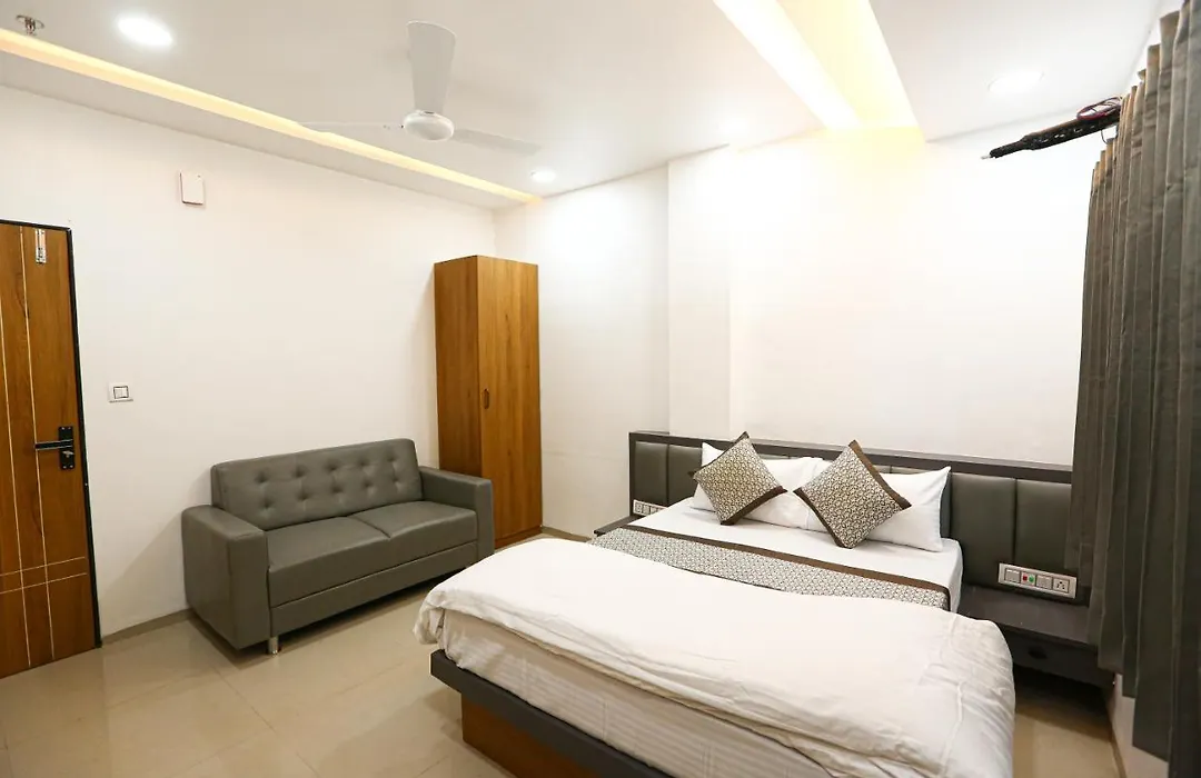 Hotel Green Villa-1