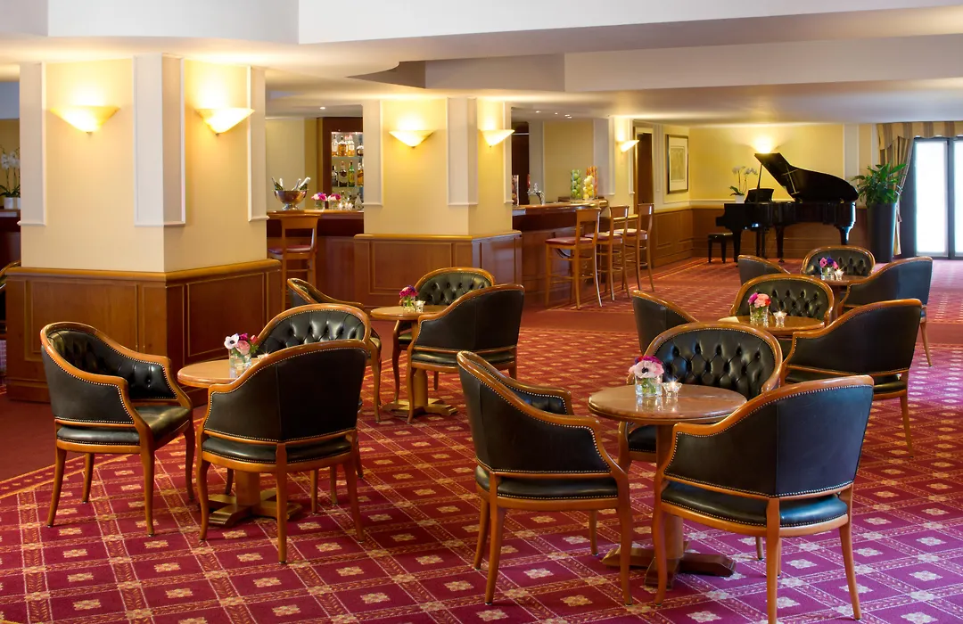 Starhotels Business Palace-1