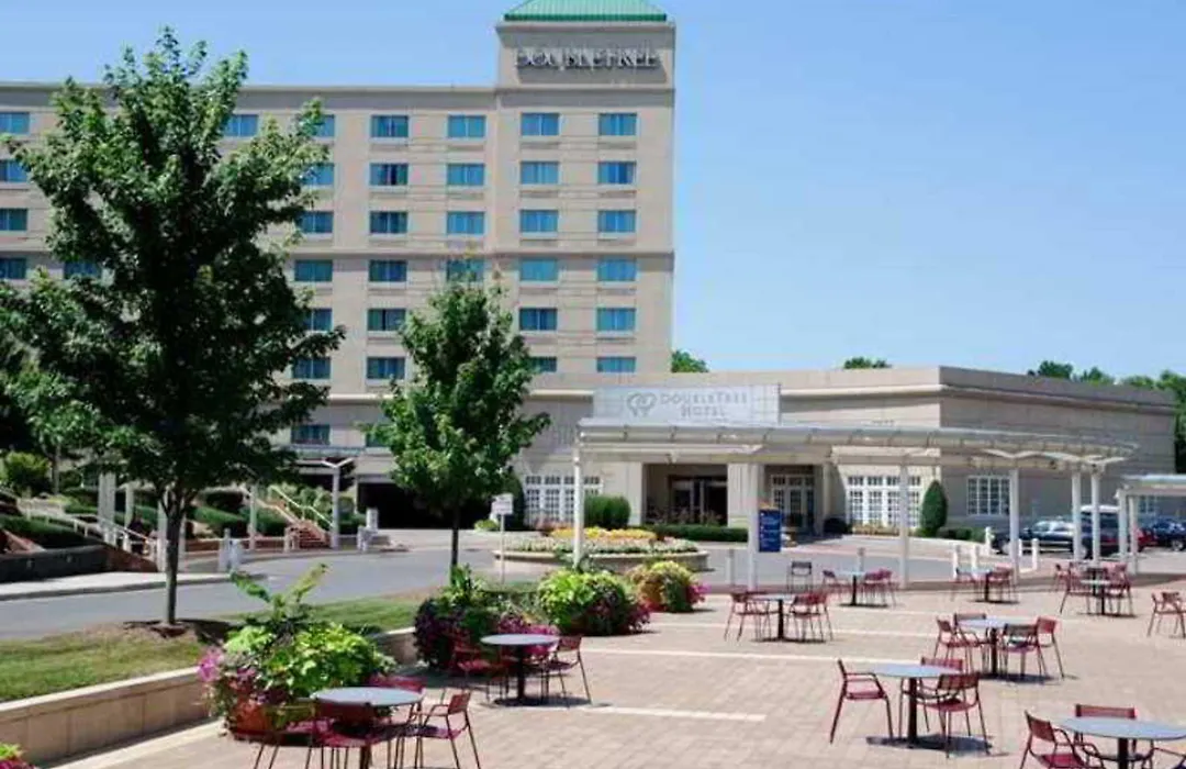 Doubletree By Hilton Charlotte Uptown-1