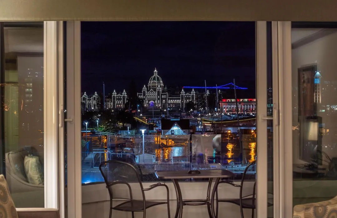 Victoria Regent Waterfront Hotel & Suites-1