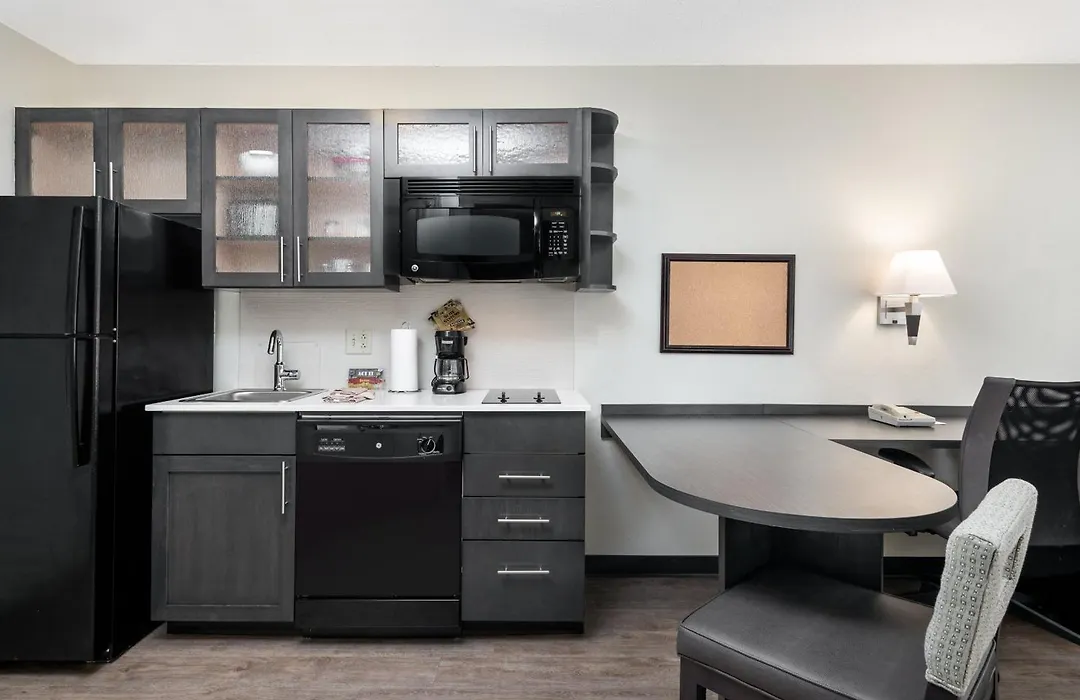 Candlewood Suites - Charlotte - Arrowood By Ihg-1