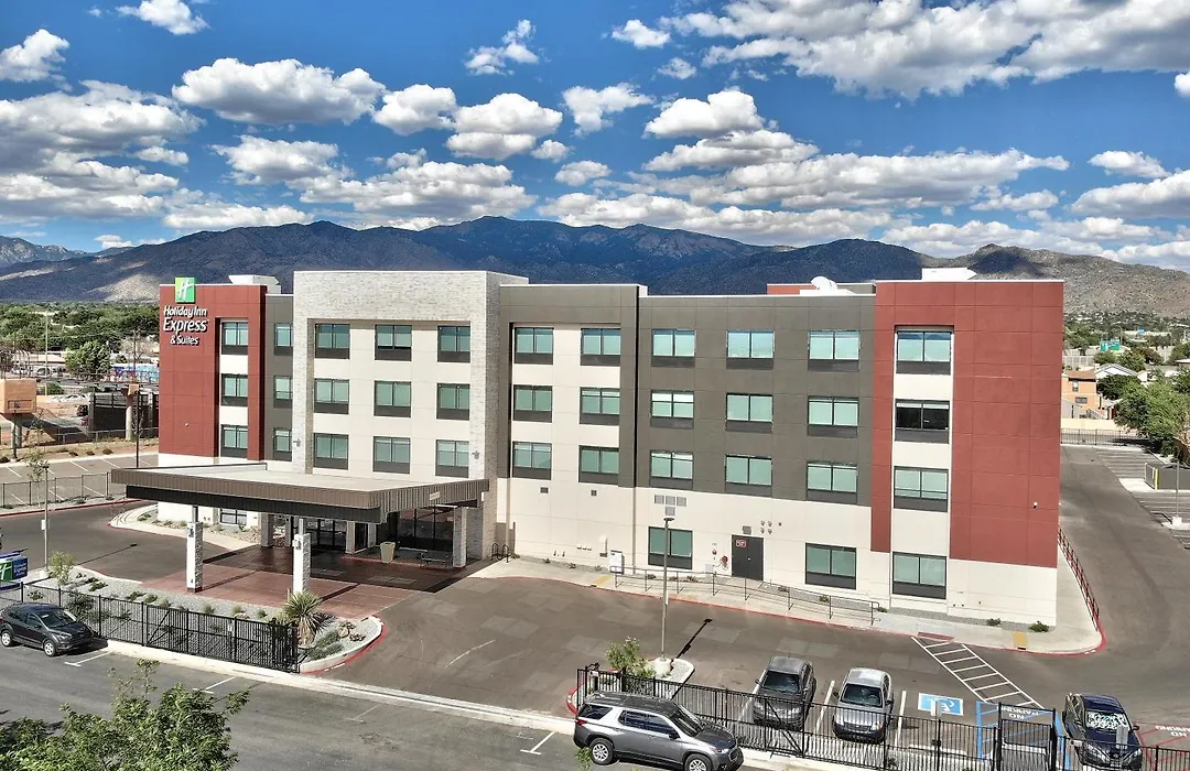 Holiday Inn Express & Suites - Albuquerque East By Ihg-1