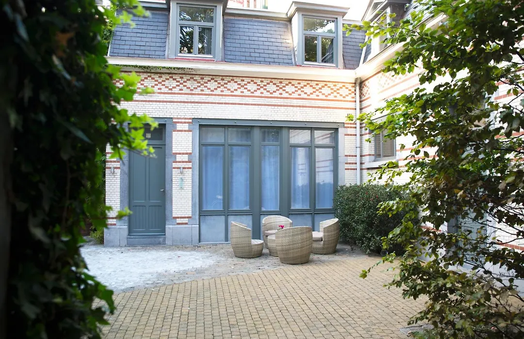 Hotel Du Congres-1