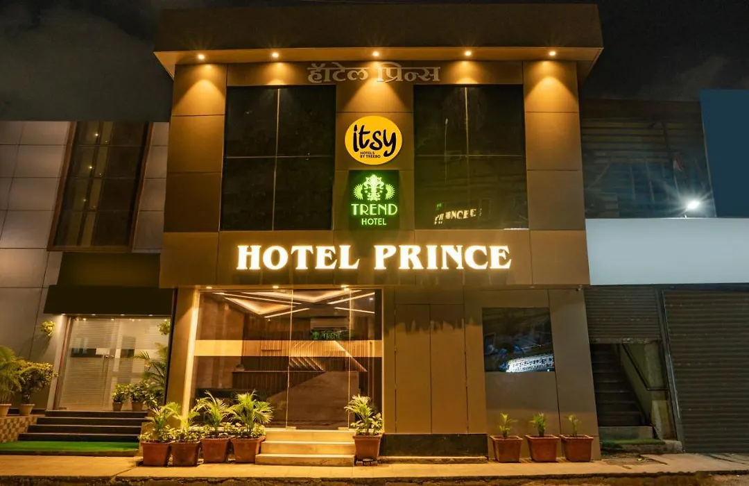 Treebo Prince Andheri East-1