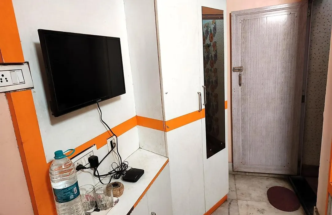 Staymaker Tirupati Guest House-1