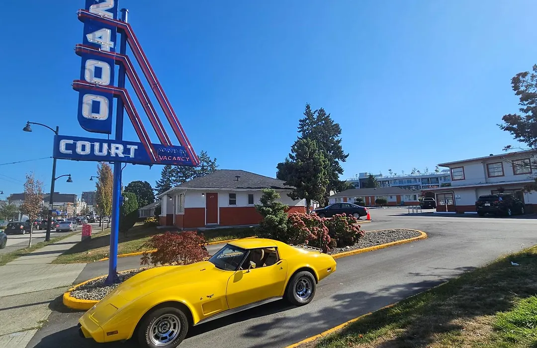 2400 Motel-1