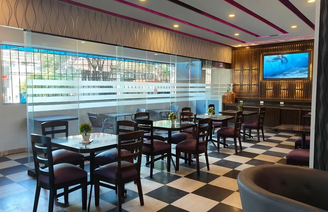 Hotel Max-1