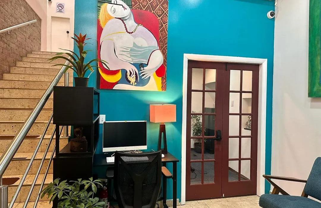 Intj Hotel-1