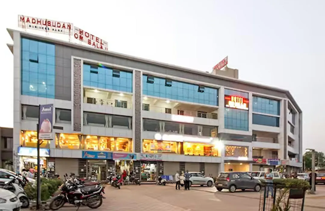Hotel Om Balaji-1