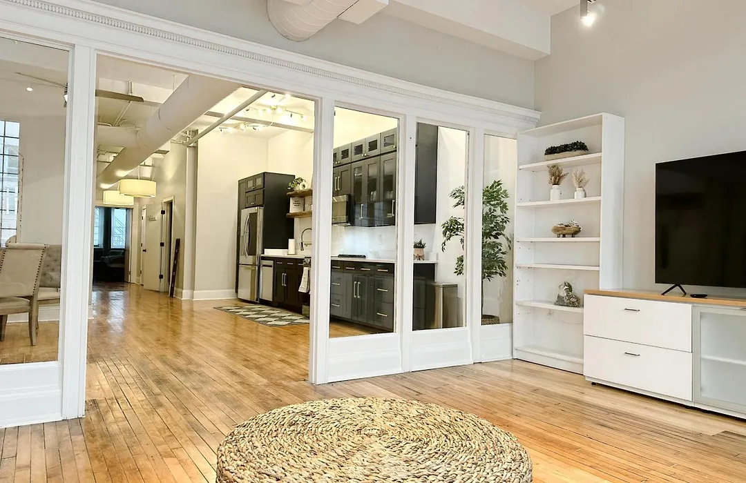 The Historic Lyric Presidential Suite-1