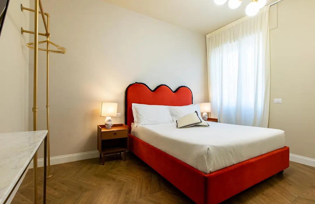 Daplace - Corso Sempione Suites-1
