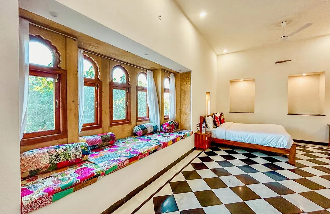 Hotel Vasudev Niwas-1