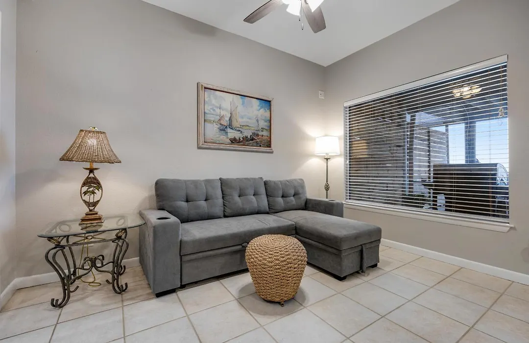 Dolphin Run At Green Reef Townhomes-1