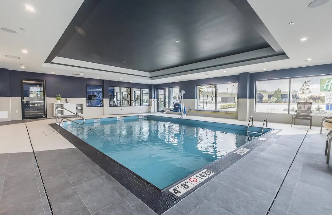 Holiday Inn Express & Suites Toronto Airport South By Ihg-1