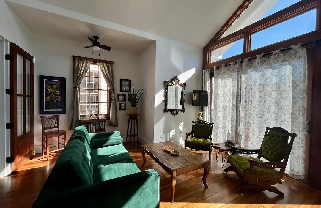 Auld Sweet Olive Bed And Breakfast-1