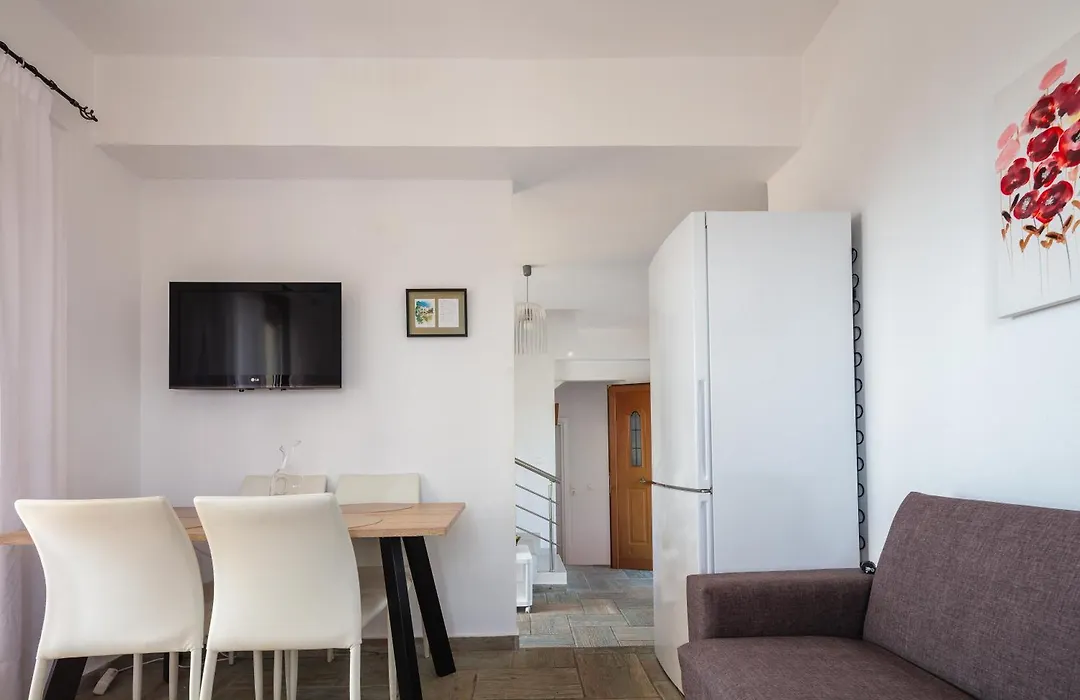 Villa Aliki ,Aegean Sea Breeze 750M From The Beach!-1