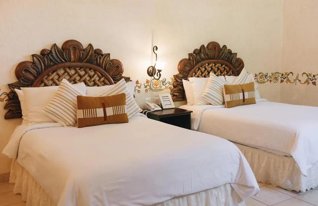 Los Pilares Hotel-1
