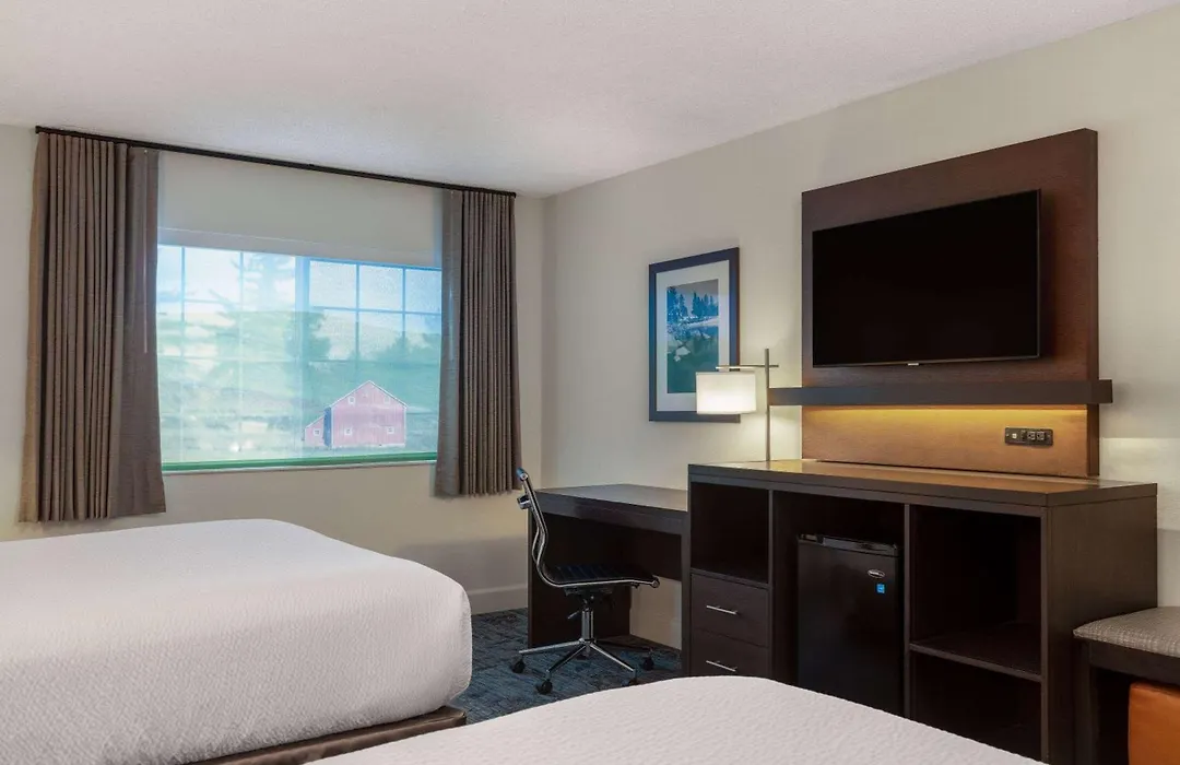Ramada By Wyndham Spokane Airport-1