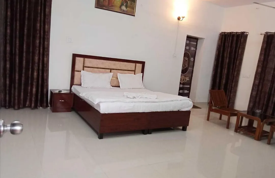 Zora Park Luxury Rooms-1