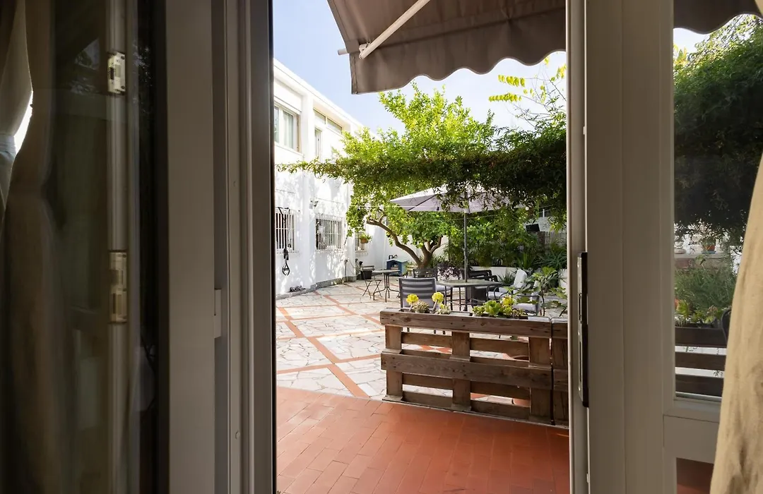 Mahouse Guesthouse-1